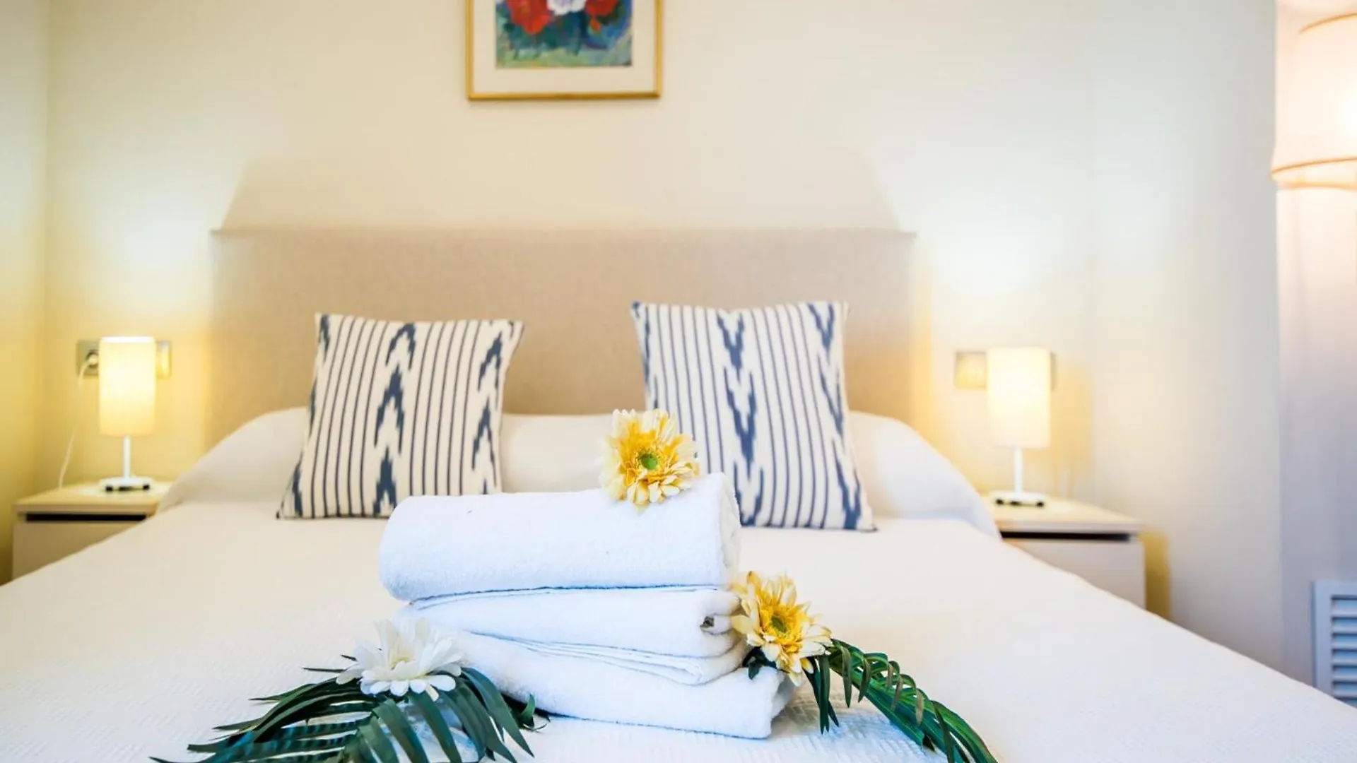Stunning Villa With Private Terrace Alcanada