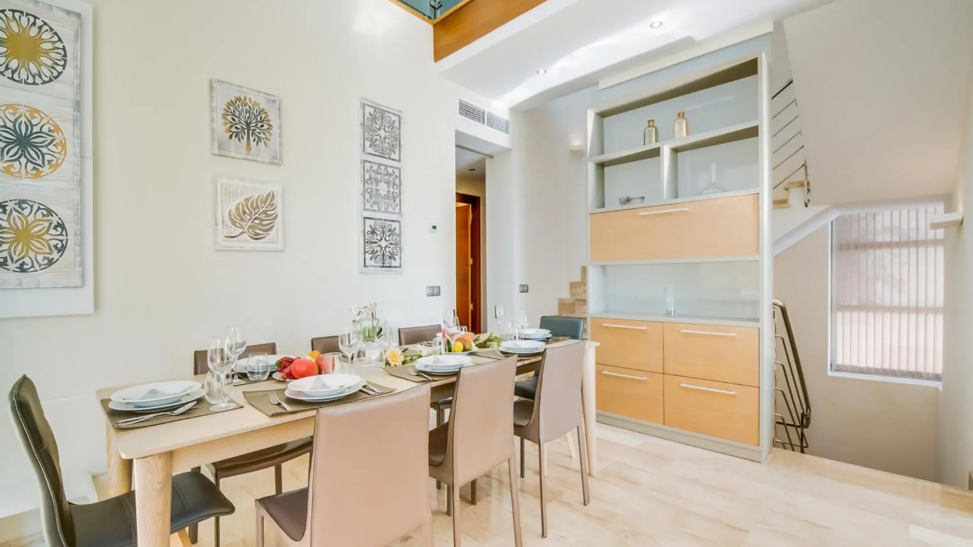 Stunning Villa With Private Terrace Alcanada