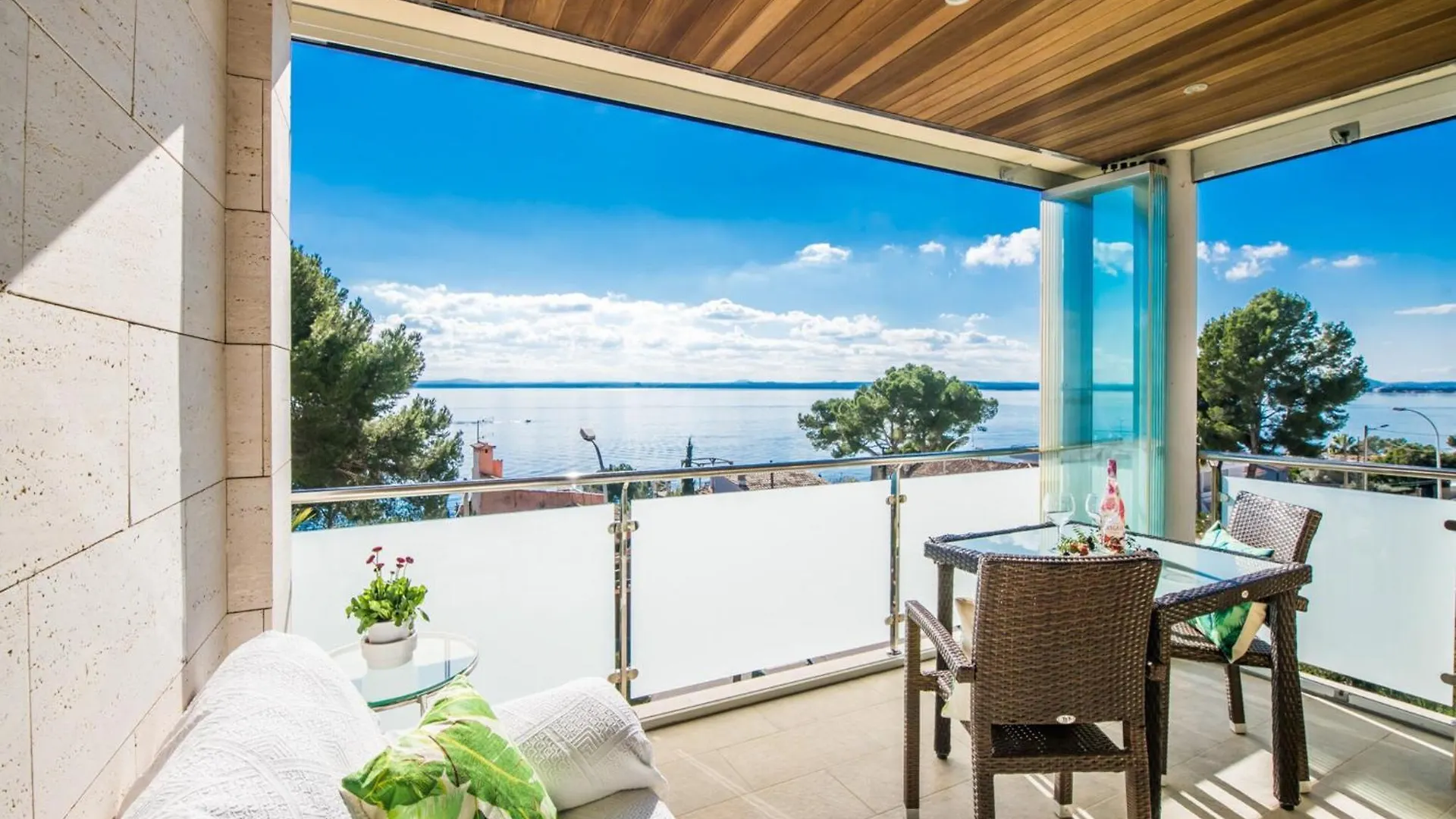 Stunning Villa With Private Terrace Alcanada Дом отдыха