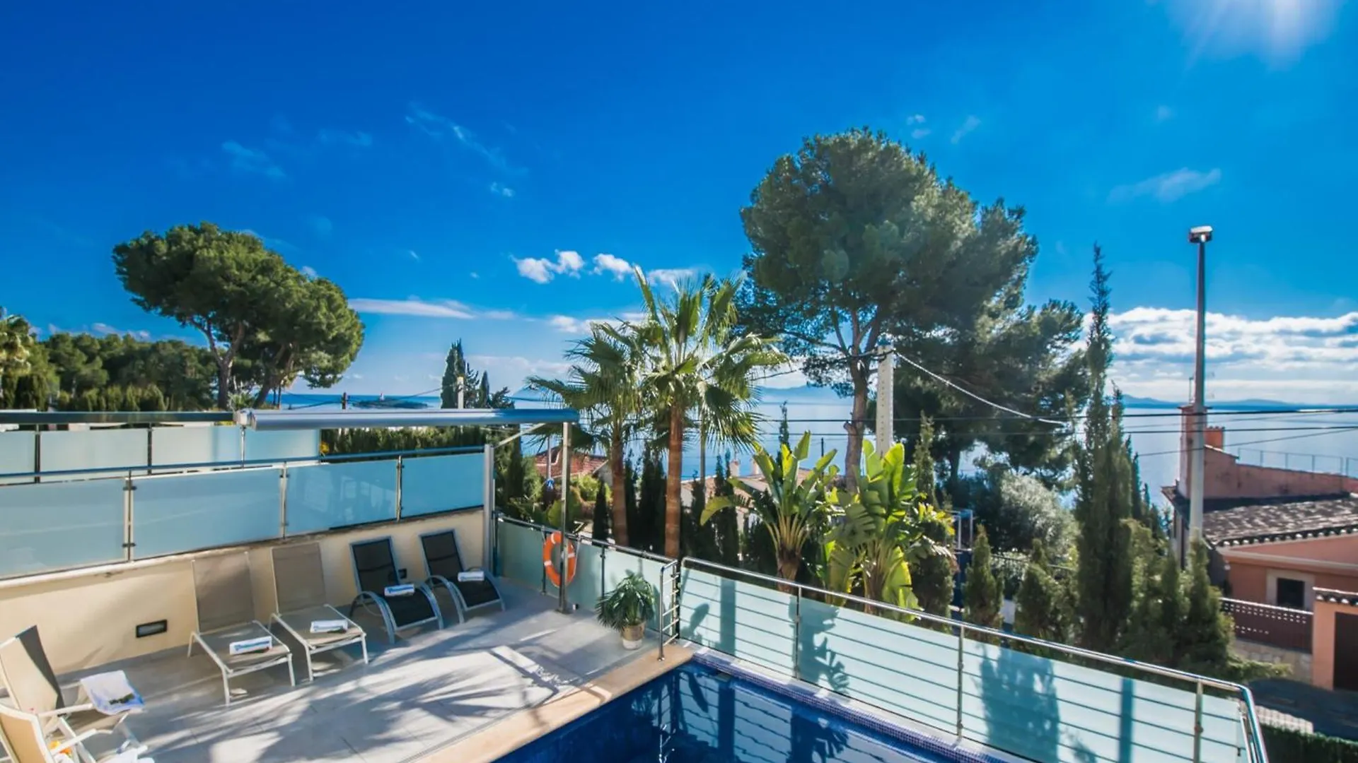 Stunning Villa With Private Terrace Alcanada Дом отдыха